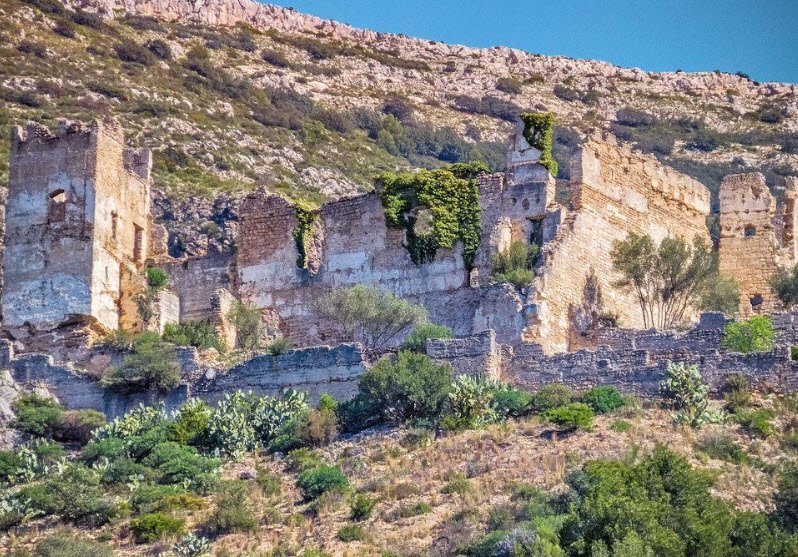 Castell de Perputxent, Spain